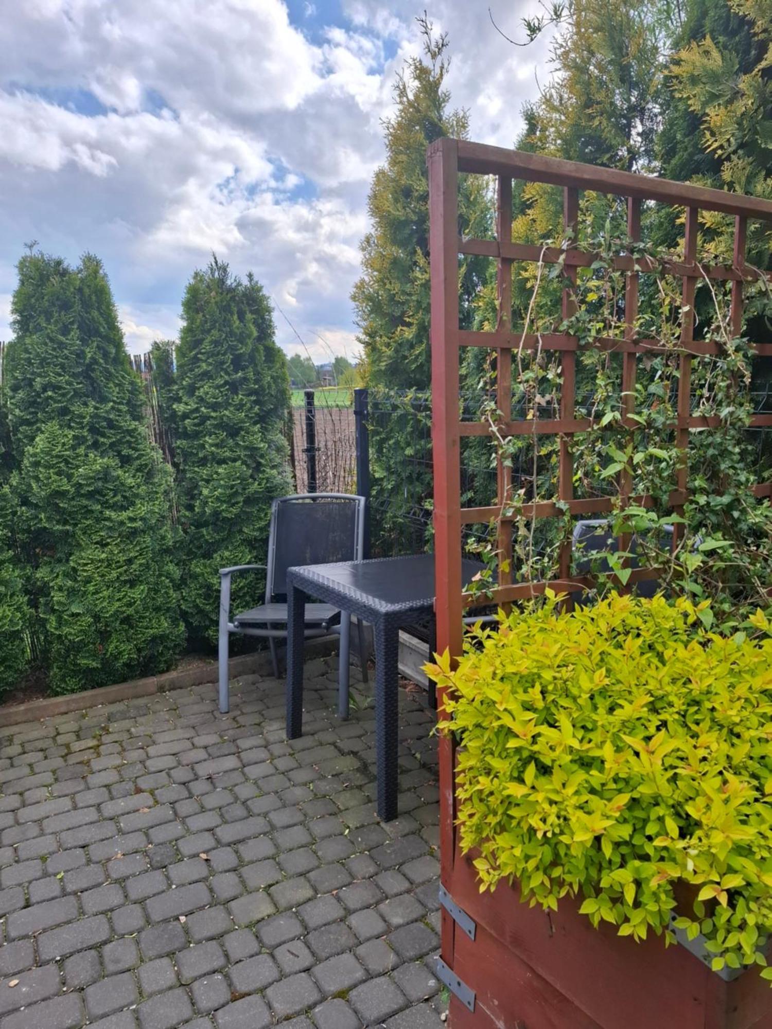 Mieszkanie A Lowiczki Zator Exterior foto